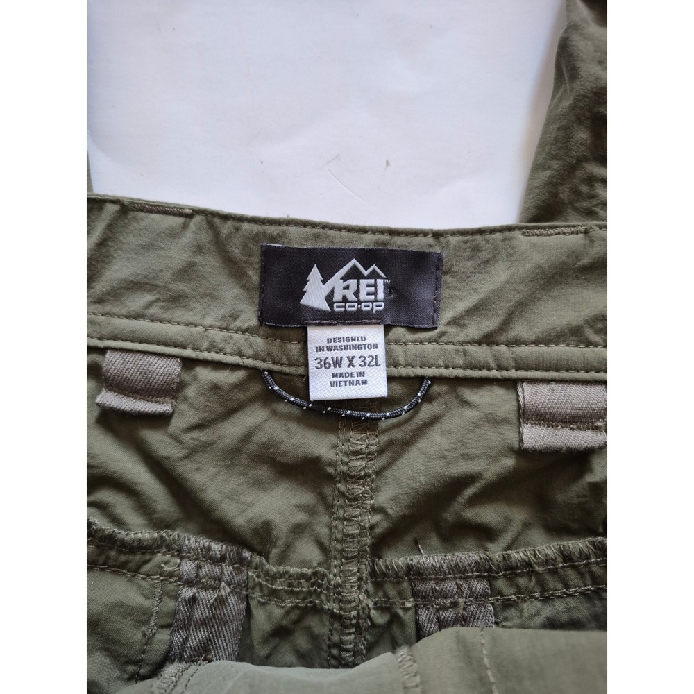 REI CoOp Convertible Cargo Pants Zip Off Legs Olive Green Size 36x32 Relaxed Fit - Picture 3 of 6